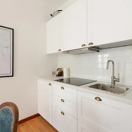 Guesthost - Sant'ambrogio & Duomo Elegant Μιλάνο