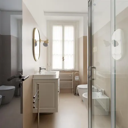 Guesthost - Sant'ambrogio & Duomo Elegant Apartman Milánó
