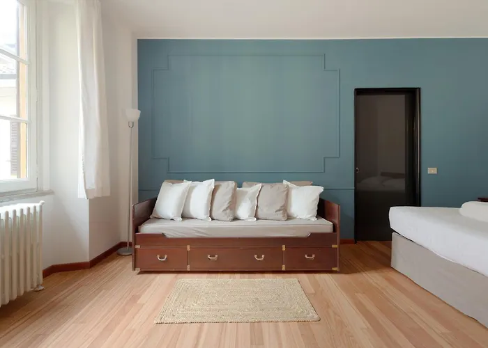Apartment Guesthost - Sant'ambrogio & Duomo Elegant Milan